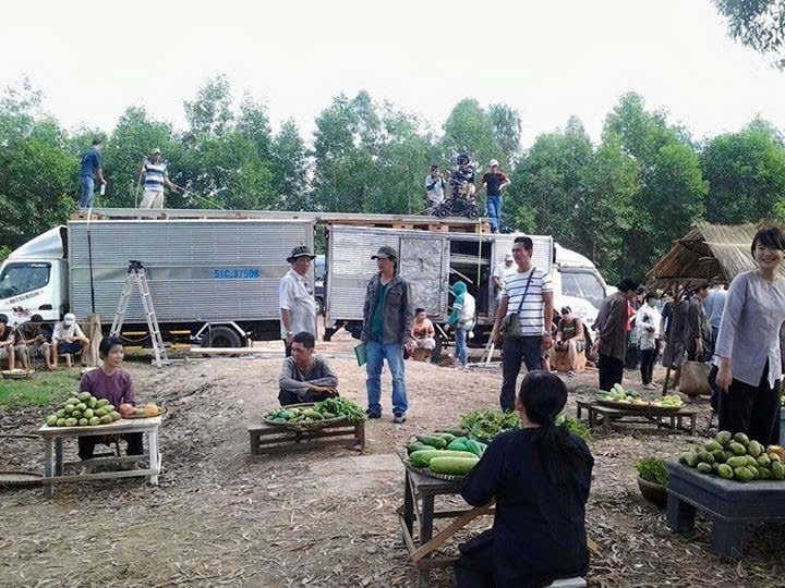 Nó tiền nhậu